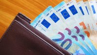 660&euro; минимална заплата е заложена в указанията на МФ за бюджета догодина