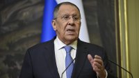 Лавров за писмото на Зеленски: Възпитаните хора не правят така