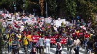 Жители на Вашингтон на протест срещу Националната гвардия в града