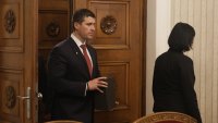 Величие внесоха подписите в ЦИК за участие на изборите 