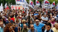 В Гърция протестират срещу законопроект за удължено работното време