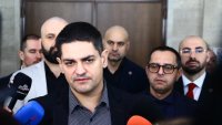 Лидерът на МЕЧ Радостин Василев: Дани Митов отново се скри