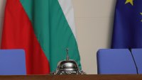 Минута мълчание в НС в памет на Любен Дилов-син