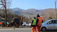 Ограничено е движението по &bdquo;Тракия&ldquo;, &bdquo;Струма&ldquo; и през Кресненското дефиле