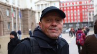 Нов скандал в Народния театър: Директорът пак оспорва ТЕЛК-а на Валери Йорданов 