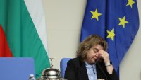 Така представен, въпросът на Радев за еврото, е спорен