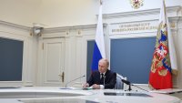 Натискът действа върху Русия
