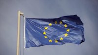 Исландия с малка преднина за възобновяване на преговорите за членство в ЕС