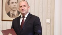 Румен Радев връчва втория мандат на ПП-ДБ утре