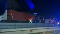 Тежка катастрофа с автобус и тир на влизане в София, пътник е починал