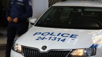 Задържаха 41-годишен мъж, пребил жена си