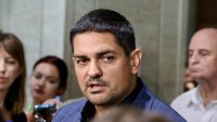Василев за санкциите за "Лукойл": Цената за крайния потребител ще се повиши