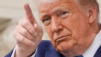 Екипът на Тръмп замисля план Б за налагане на мита