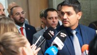 МЕЧ няма да подкрепи ротация, иска оставка на "невнятната Киселова" 