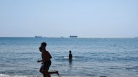 Затварят плаж в Свети Влас заради замърсена вода