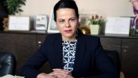 Ивкова извади заплатите на шефове на държавни болници, взимат повече от президента и премиера