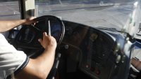 Двуетажен автобус с 84 души катастрофира на "Тракия"