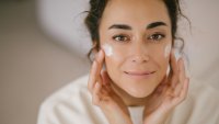Грижата за кожата след 40 - продукти и процедури, които помагат