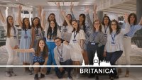 Britanica: Езикът се развива с постоянство, а не с кратки периоди на интензивно учене