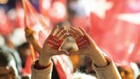 Мъж уби бременната си годеница в Истанбул
