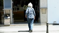 Разследване: 76-годишна получила неправомерно над 36 хиляди евро от пенсии