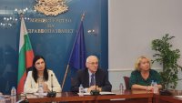 Здравният министър: Искането за увеличение на потребителската такса е сложен въпрос
