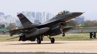 Повече подкрепа за обучение на F-16 се насочва към Украйна