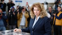 "Нашата любима Йотова": Какво разказват хората от Сливница - мястото, което е израснала?
