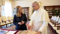 Папа Лъв XIV излиза в кратка лятна ваканция