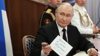 Мадагаскарската пролет се превърна в руска зима: от народен бунт до военна хунта с подкрепа от Кремъл