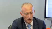 МОН с нов график на ваканциите: 12 дни за Коледа и 10 - за Великден