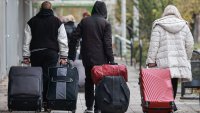 Киев няма да принуждава украинските бежанци да се върнат у дома, какви са надеждите?