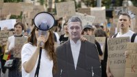 Украинците дадоха краен срок на Зеленски: Уволни Сирски и върни Федоров