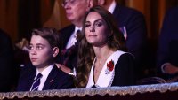 Принц Джордж застана до Кейт Мидълтън за важен кралски дебют
