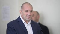 Радев за балотажа: Ще избираме между мира и войната