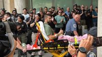 Изписаха с овации ранения в Атлантик Сити полицай българин