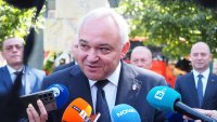 Демерджиев: Атанасова е използвала и дипломатически, и личен паспорт при пътуванията си