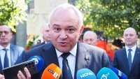 Демерджиев за полетите на Пеевски и Атанасова: Има още много, които съвпадат по дати и участници
