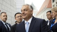 Орбан забрани влизането в Унгария на най-популярния украински командир, какво означава това?