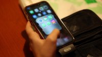 Австралия реже достъпа на деца под 16 години и до YouTube