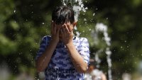 Времето днес: Остава топло, градусите ще стигнат до 36