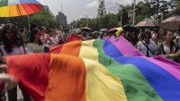 Кметът на Будапеща се сопна: Гей парадът ще се проведе