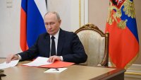 Войната се обръща срещу Путин, но Кремъл не променя курса си