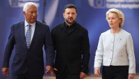 Коща опитва да отвори дипломатически канали с Русия, ЕС реагира разнопосочно