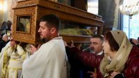 Катедралата &ldquo;Св. Неделя&ldquo; отбелязва празника на свети крал Милутин (СНИМКИ)
