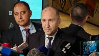 Радев: Надявам се Борисов да обясни на ментора си, че държавата не е игра с колички