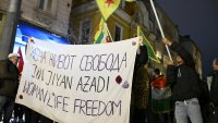 В София се проведе шествие в подкрепа на кюрдите в Сирия и Иран СНИМКИ
