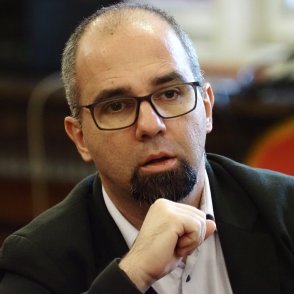 Първан Симеонов за политическата емоция и реалността: Пеевски идва, Борисов отстъпва
