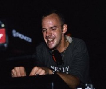 Fatboy Slim срина уебсайт