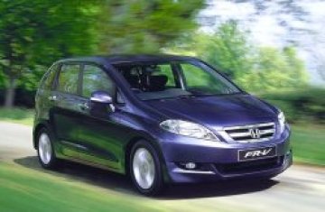 Honda FR-V блесна с подобрения